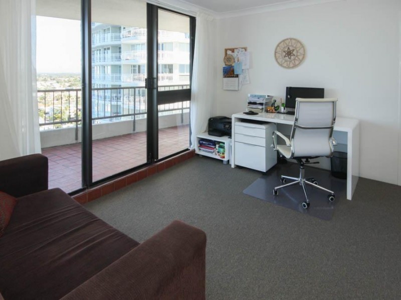 9 Bayview Street, Runaway Bay QLD 4216