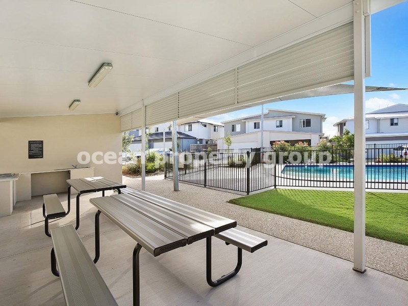 55/2 Photinia Crescent, Mountain Creek QLD 4557