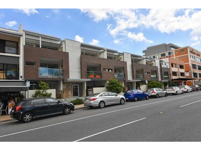 8 Macquarie St, New Farm QLD 4005