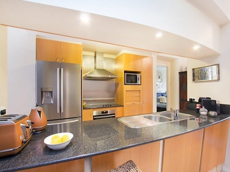 85 Palm Meadows Drive, Carrara QLD 4211