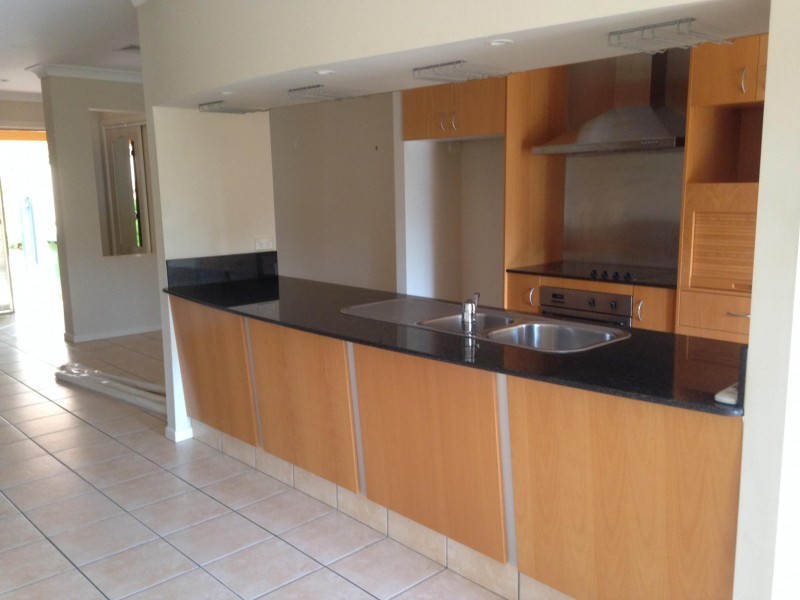 85 Palm Meadows Drive, Carrara QLD 4211