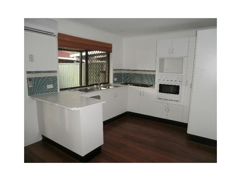 1/53 Morinda Way, Labrador QLD 4215