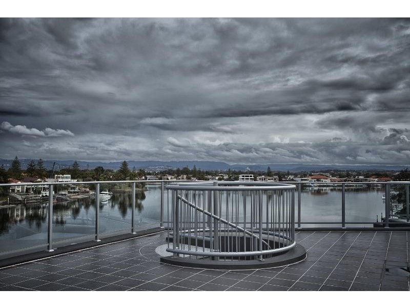 402/30-32 Paradise Island, Surfers Paradise QLD 4217