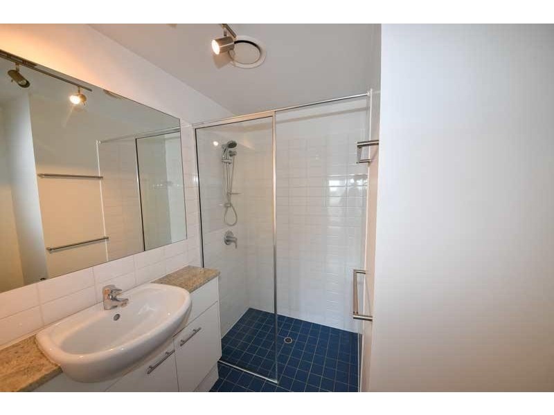 8 – 12 Macquarie St, New Farm QLD 4005