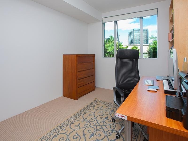 20 Newstead Terrace, Newstead QLD 4006