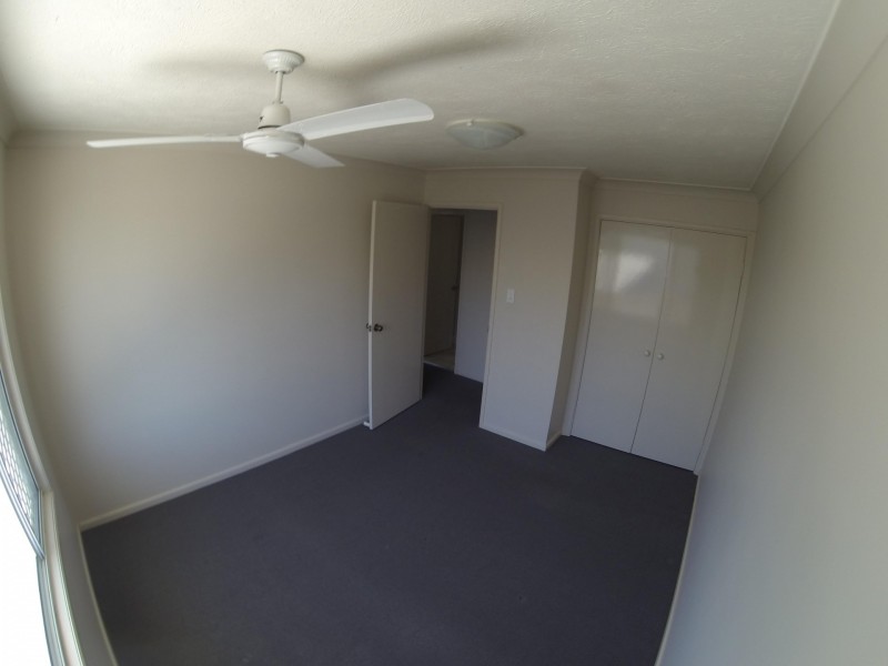 300 Cottesloe Drive, Mermaid Waters QLD 4218