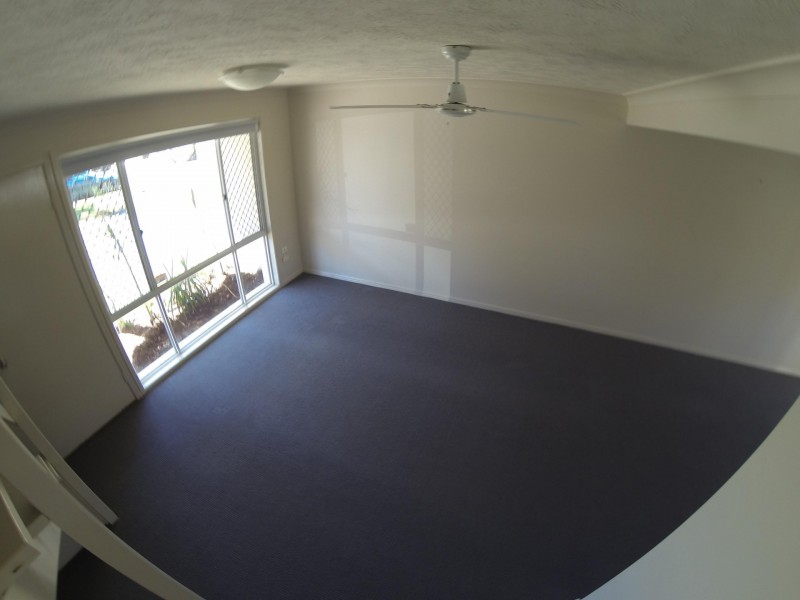 300 Cottesloe Drive, Mermaid Waters QLD 4218