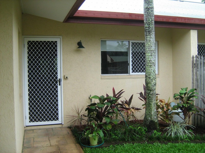 Unit 43/5-15 McGregor Street, Mooroobool QLD 4870