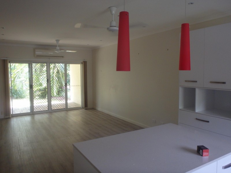 Unit 43/5-15 McGregor Street, Mooroobool QLD 4870