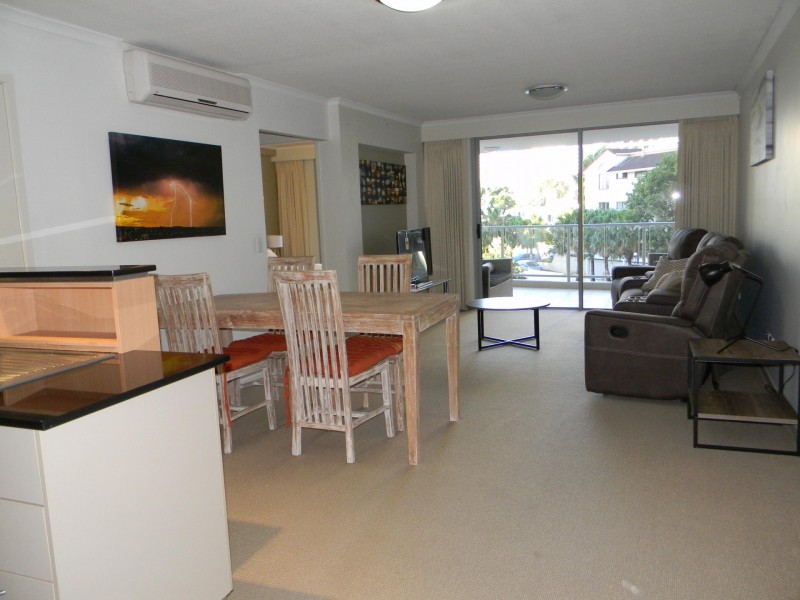 21 Cypress Avenue, Surfers Paradise QLD 4217