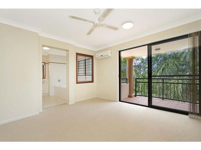 85 Palm Meadows Drive, Carrara QLD 4211