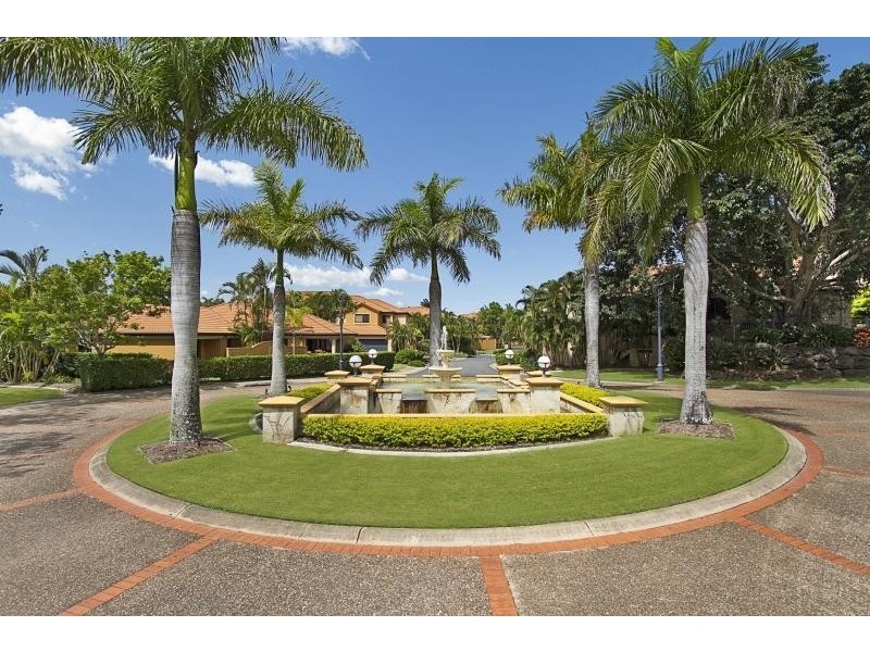 85 Palm Meadows Drive, Carrara QLD 4211