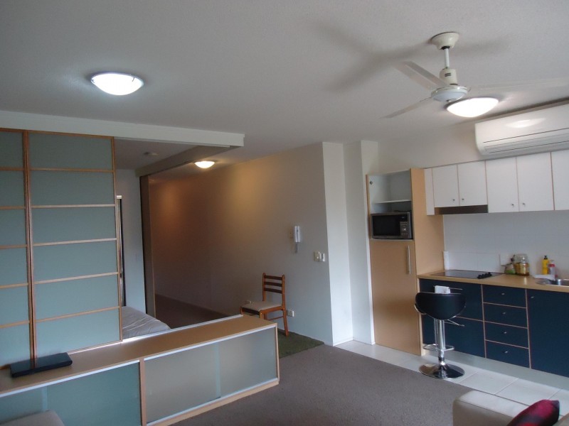 15 Goodwin Street, Kangaroo Point QLD 4169