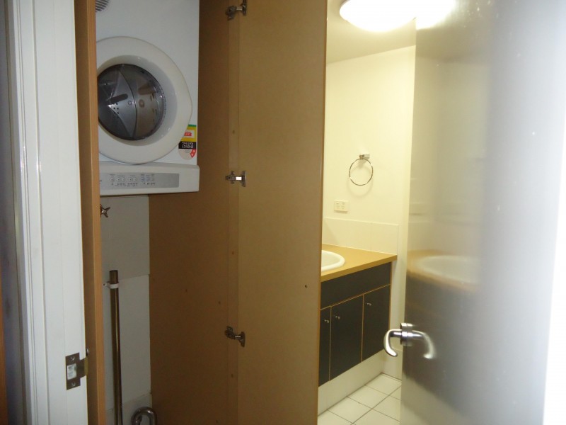 15 Goodwin Street, Kangaroo Point QLD 4169