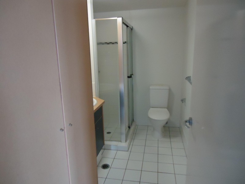 15 Goodwin Street, Kangaroo Point QLD 4169