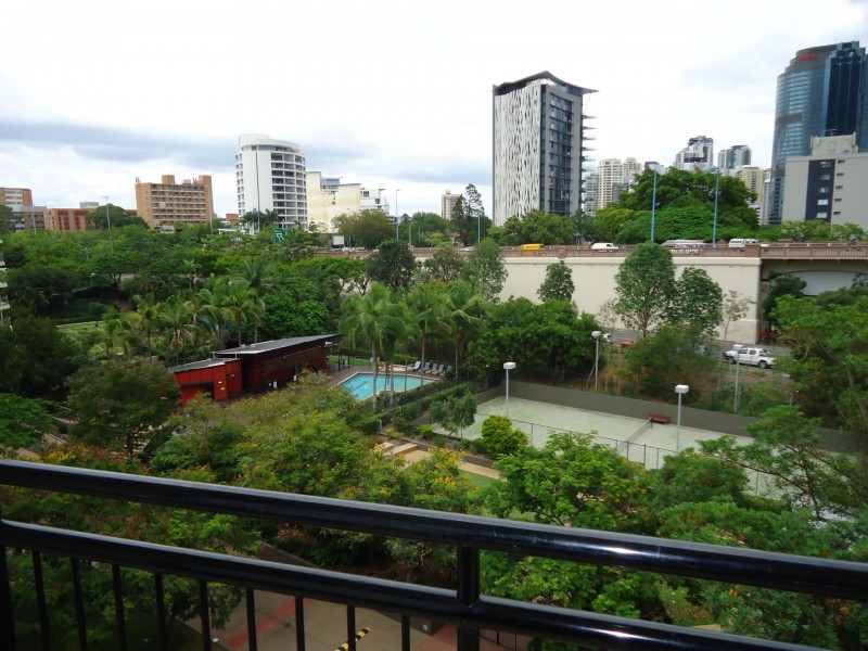 15 Goodwin Street, Kangaroo Point QLD 4169