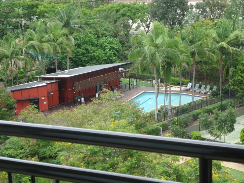 15 Goodwin Street, Kangaroo Point QLD 4169