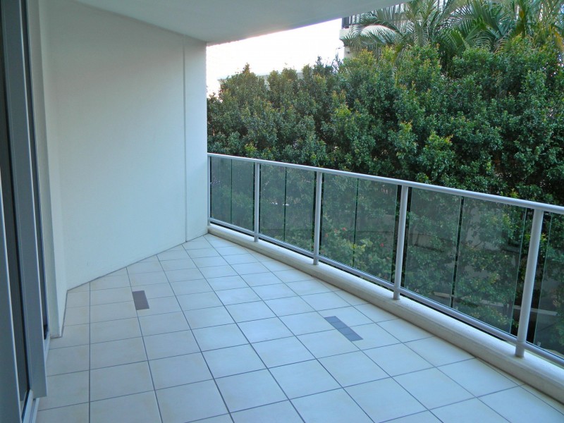 21 Cypress Avenue, Surfers Paradise QLD 4217