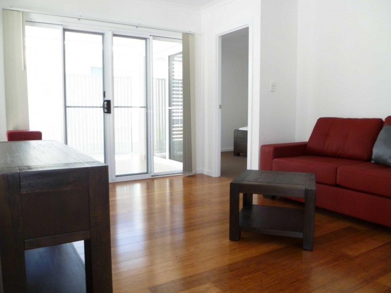 59 Ward Street, Southport QLD 4215