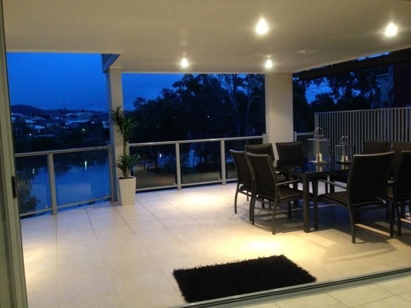 7 Saleya Drive, Varsity Lakes QLD 4227