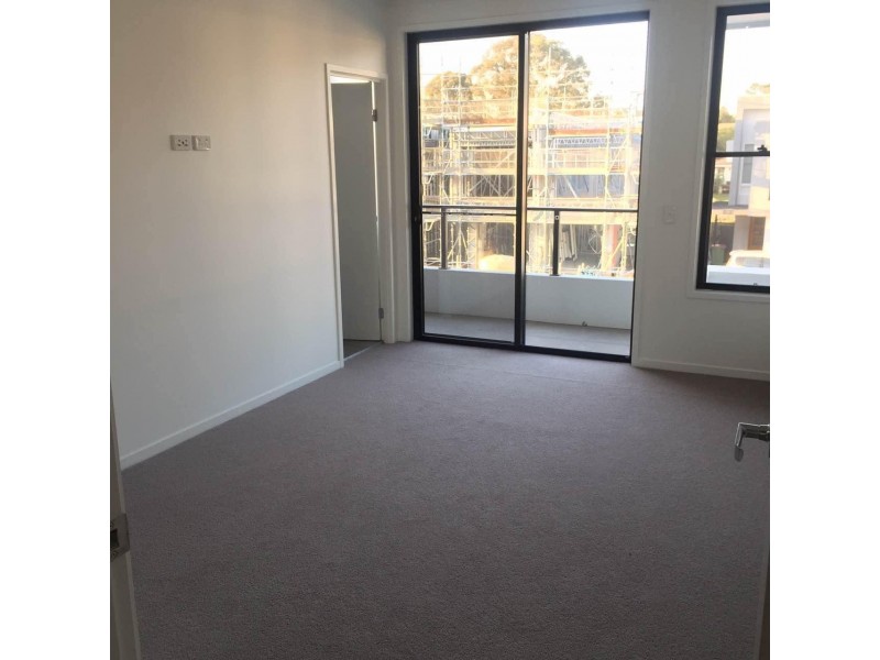 16 Evergreen View, Robina QLD 4226