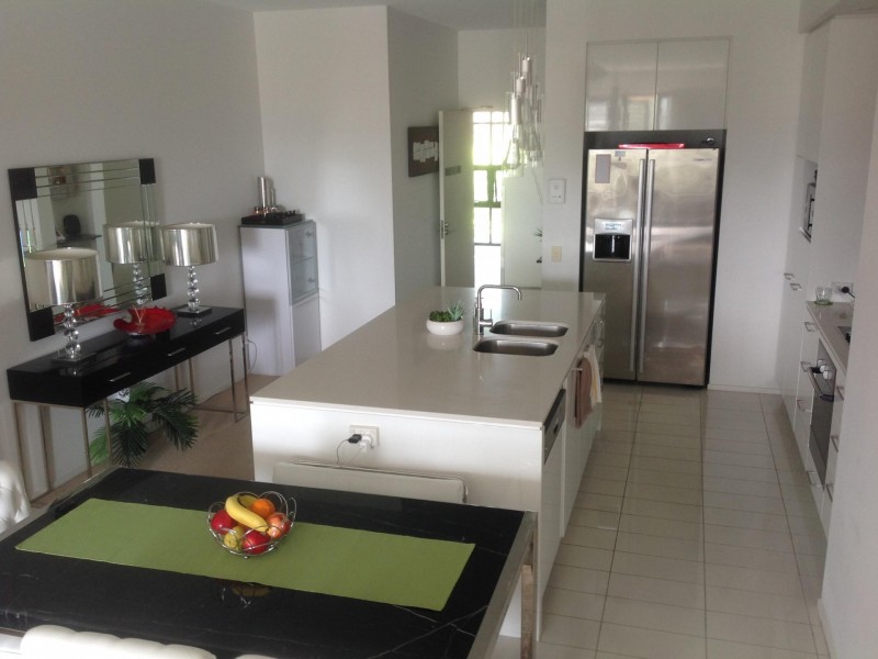 30/310 Easthill Drive, Robina QLD 4226