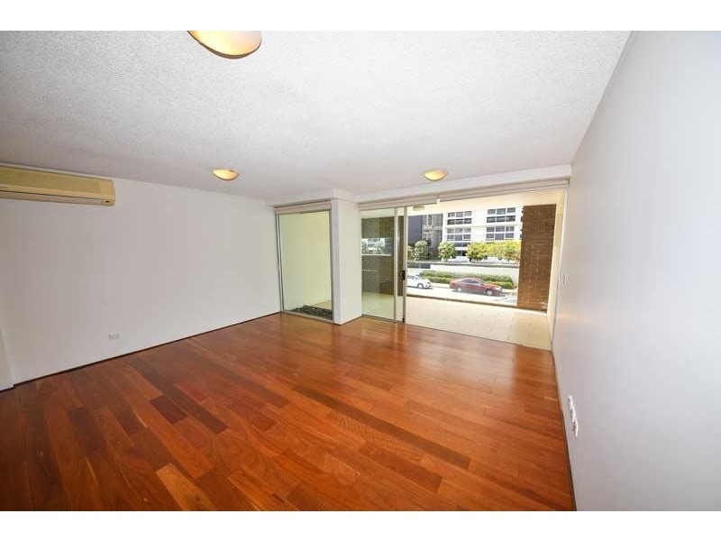 8 Macquarie St, New Farm QLD 4005