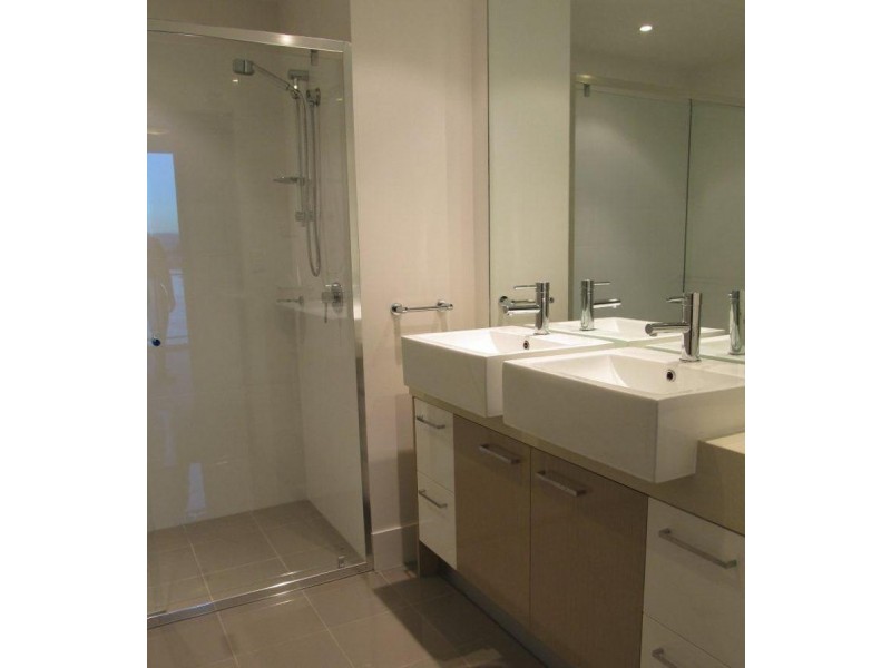 405/30-32 Paradise Island, Surfers Paradise QLD 4217