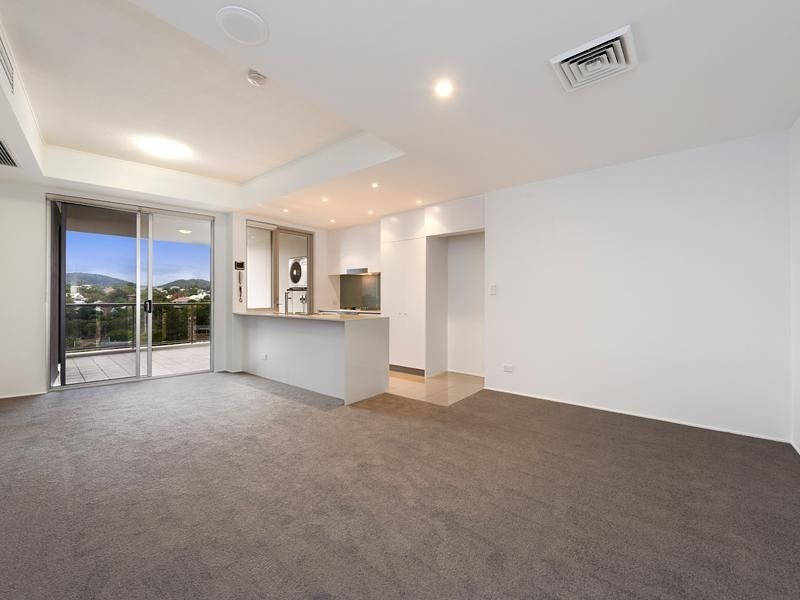 8 Dunmore Terrace, Auchenflower QLD 4066