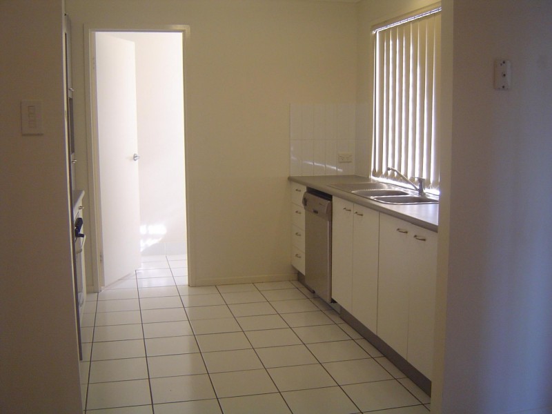 83 Dibar St, Wynnum QLD 4178