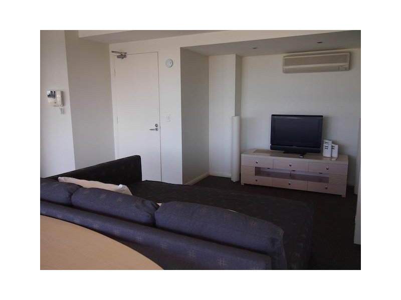 507B/1 Como Crescent, Southport QLD 4215