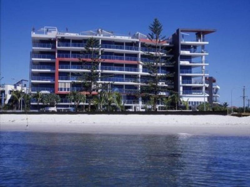 Unit 1406/438 Marine Parade, Biggera Waters QLD 4216