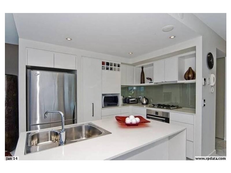 Unit 1406/438 Marine Parade, Biggera Waters QLD 4216