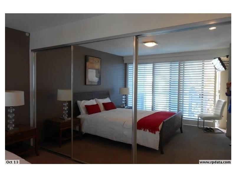 Unit 1406/438 Marine Parade, Biggera Waters QLD 4216