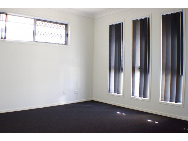 7 Macaulay Street, Fernvale QLD 4306