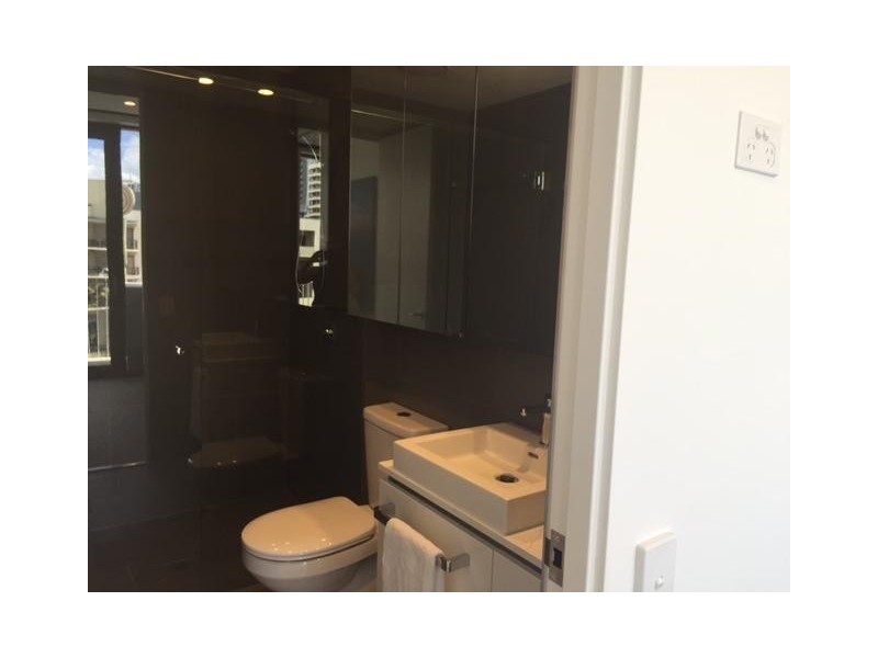 1 The Johnson, Spring Hill QLD 4000