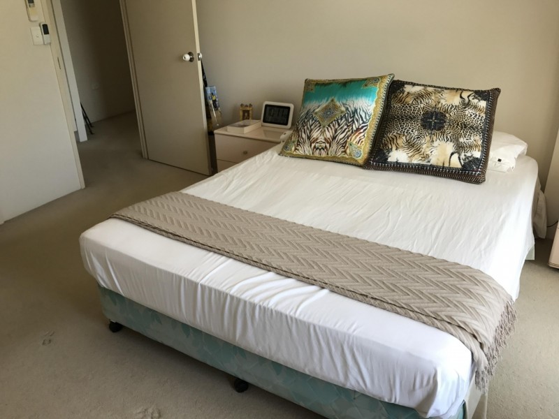 10/13 Cunningham Ave, Main Beach QLD 4217