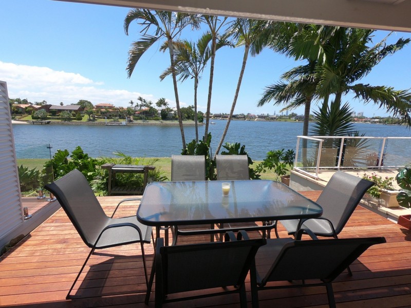 45/300 Cottesloe Drive, Mermaid Waters QLD 4218