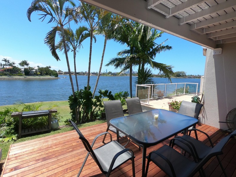 45/300 Cottesloe Drive, Mermaid Waters QLD 4218