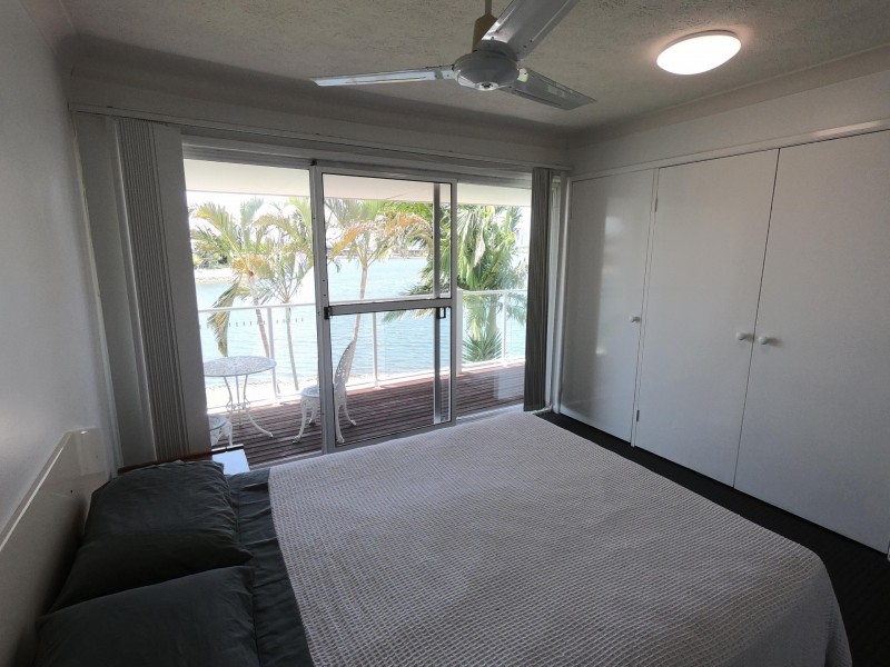 45/300 Cottesloe Drive, Mermaid Waters QLD 4218
