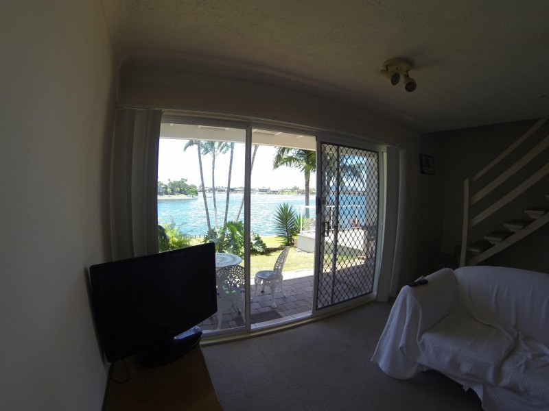 45/300 Cottesloe Drive, Mermaid Waters QLD 4218