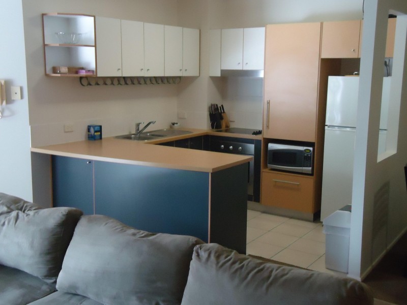 15 Goodwin Street, Kangaroo Point QLD 4169