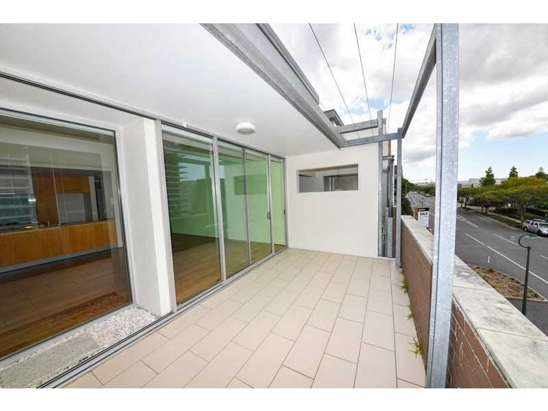 8 – 12 Macquarie St, Teneriffe QLD 4005