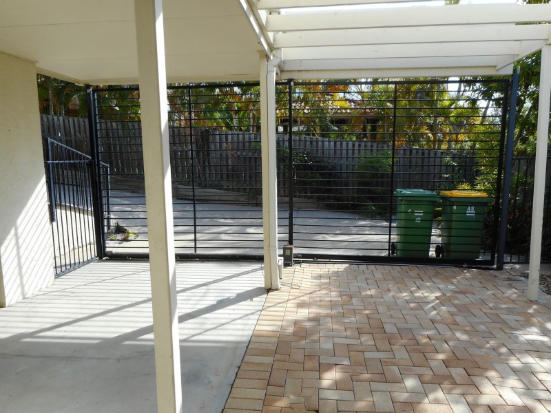 48 Majorca Crescent, Varsity Lakes QLD 4227