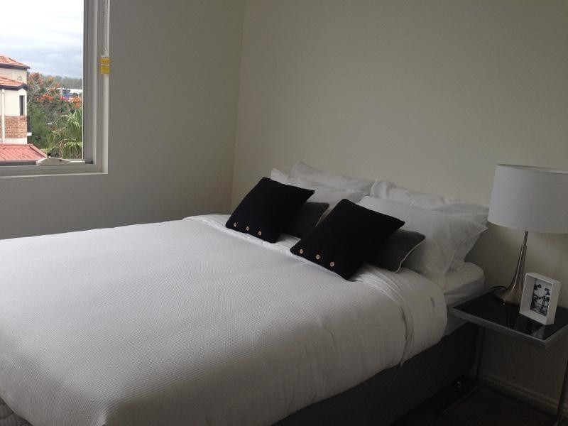 203/8 Waverley St, Southport QLD 4215