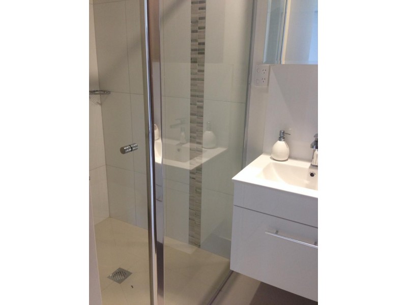 203/8 Waverley St, Southport QLD 4215