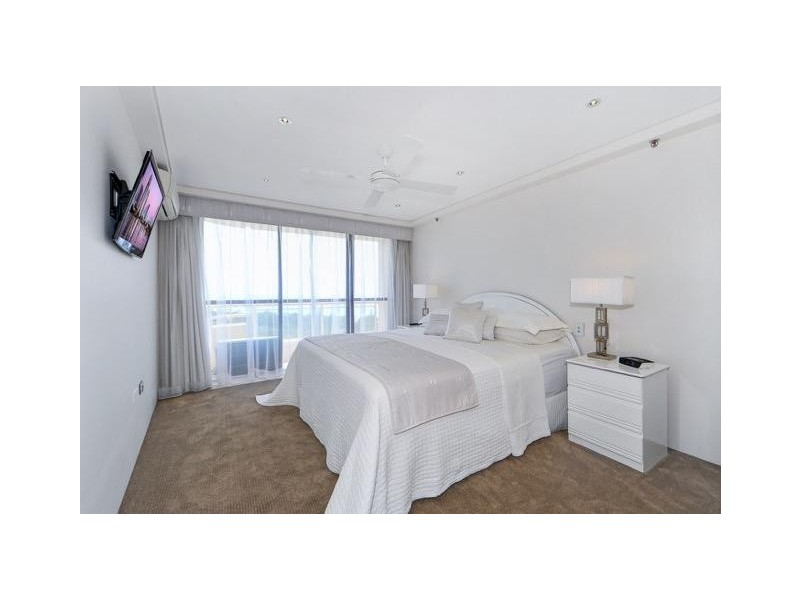 47/13 Cunningham Ave, Main Beach QLD 4217