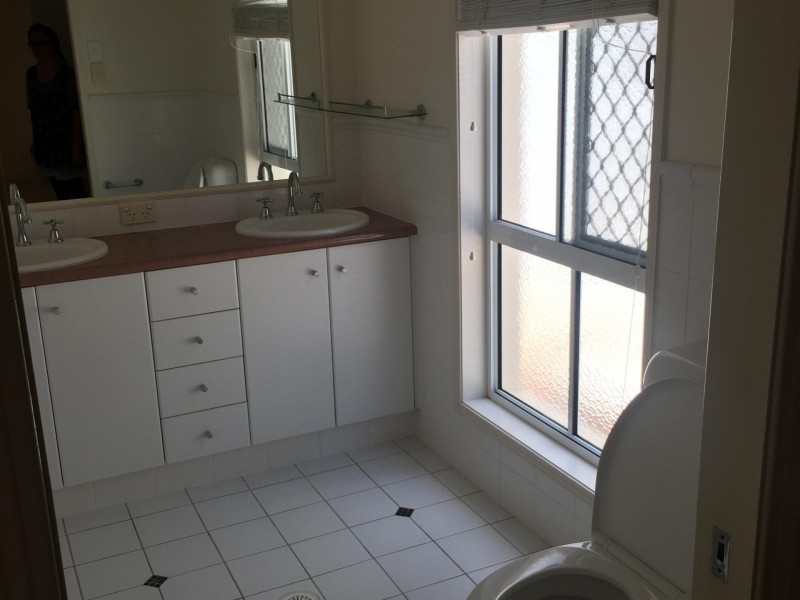 @ Corina Close, Robina QLD 4226