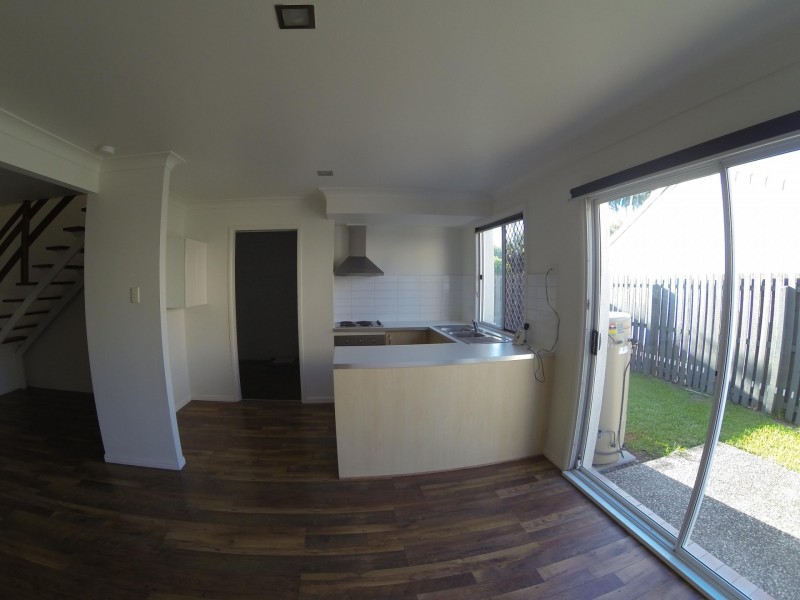 300 Cottesloe Drive, Mermaid Waters QLD 4218