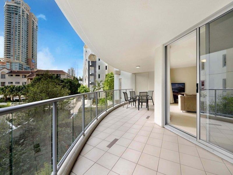 22/21 Cypress Avenue, Surfers Paradise QLD 4217